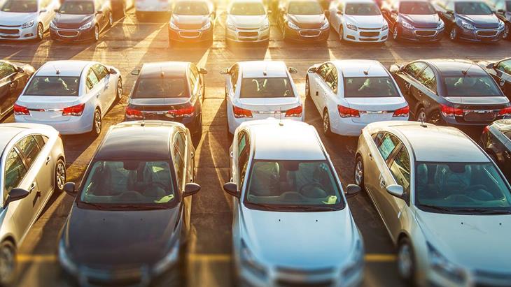 Australia's car parks become Christmas battlefields